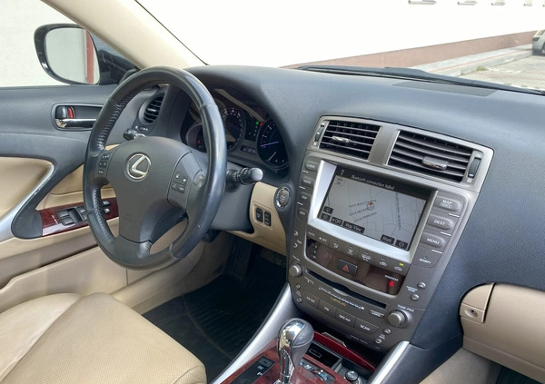 Lexus IS cena 34000 przebieg: 169000, rok produkcji 2006 z Ścinawa małe 154